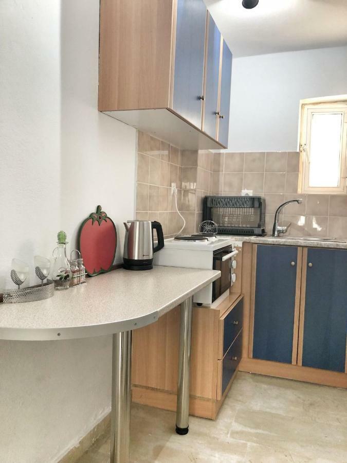 Renovated Apt Close To Beach Wifi Ac Anavyssos Exterior photo