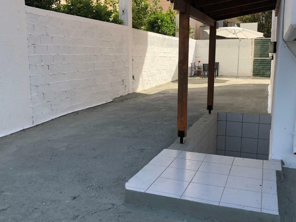 Renovated Apt Close To Beach Wifi Ac Anavyssos Exterior photo